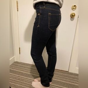 Women's Skinny Jeans in Dark Indigo Stretch Denim